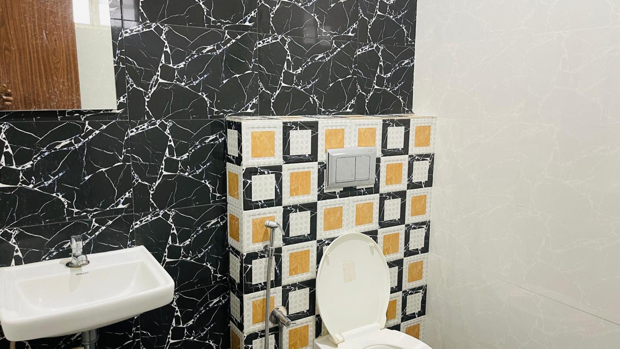 Rajamandiram 3Bhk Ac Apartment In Trivandrum Central Thiruvananthapuram Kültér fotó