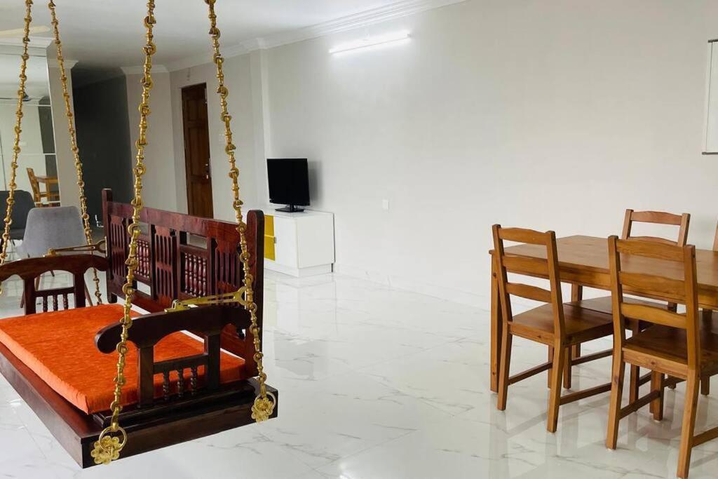 Rajamandiram 3Bhk Ac Apartment In Trivandrum Central Thiruvananthapuram Kültér fotó