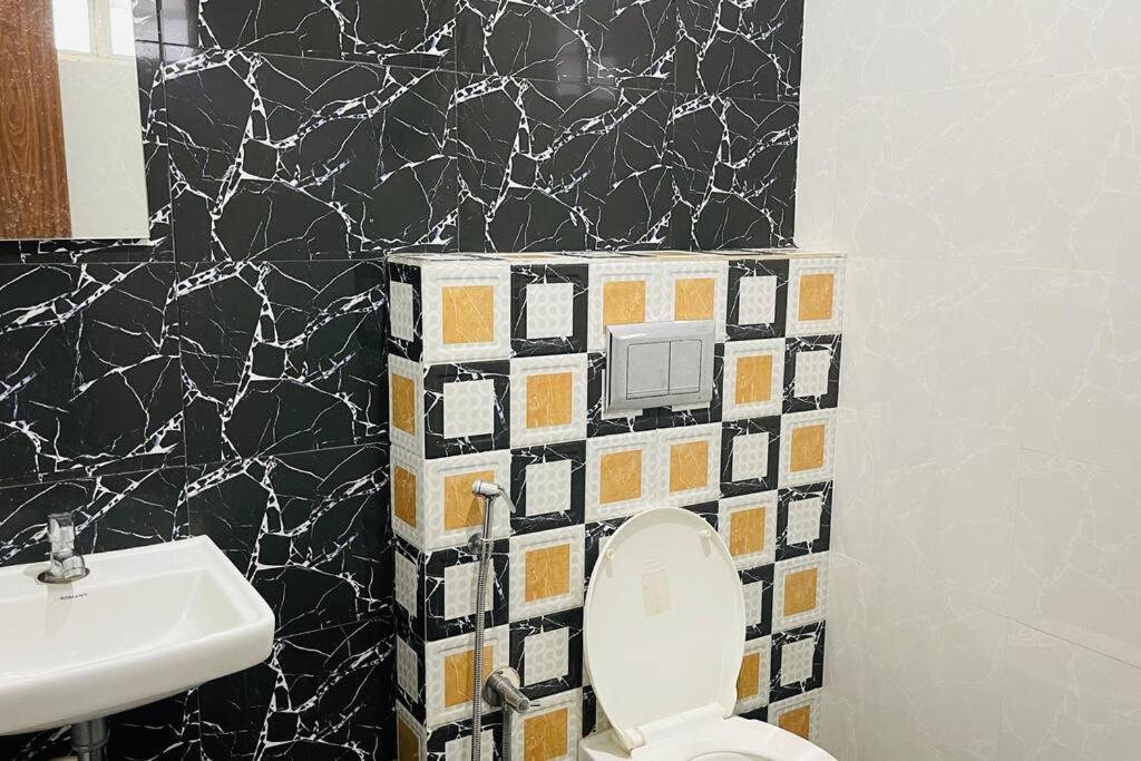Rajamandiram 3Bhk Ac Apartment In Trivandrum Central Thiruvananthapuram Kültér fotó